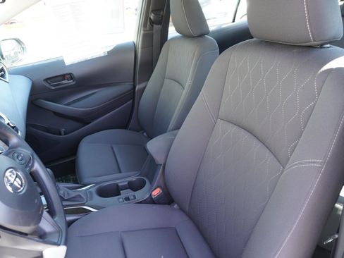 Used 2024 Toyota Corolla LE FWD image 19
