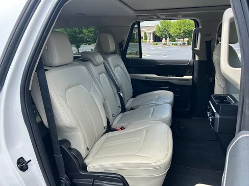 Used 2019 Ford Expedition Max Platinum AWD/4WD image 62