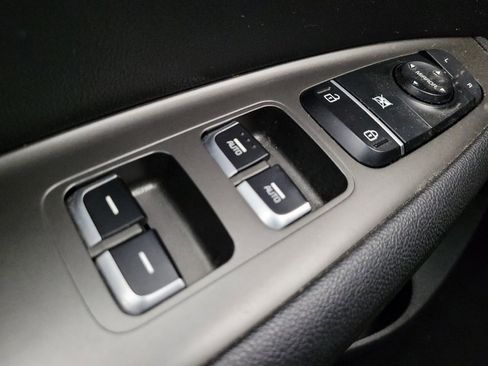 Used 2020 Kia Optima S image 27