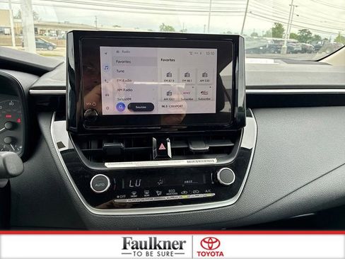 Used 2024 Toyota Corolla LE FWD image 26