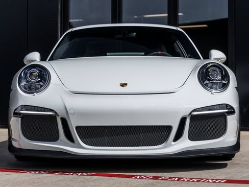 Certified 2014 Porsche 911 GT3 RWD image 8