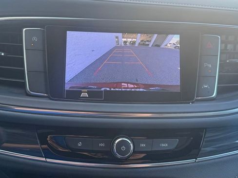Used 2024 Buick Enclave Essence FWD image 23