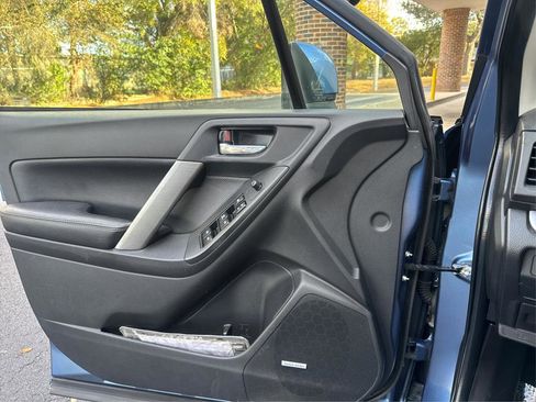 Used 2015 Subaru Forester 2.0XT Touring w/ Eyesight & Navigation System image 21