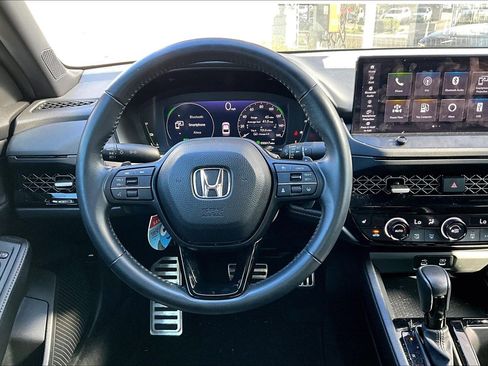 Used 2023 Honda Accord Sport image 5