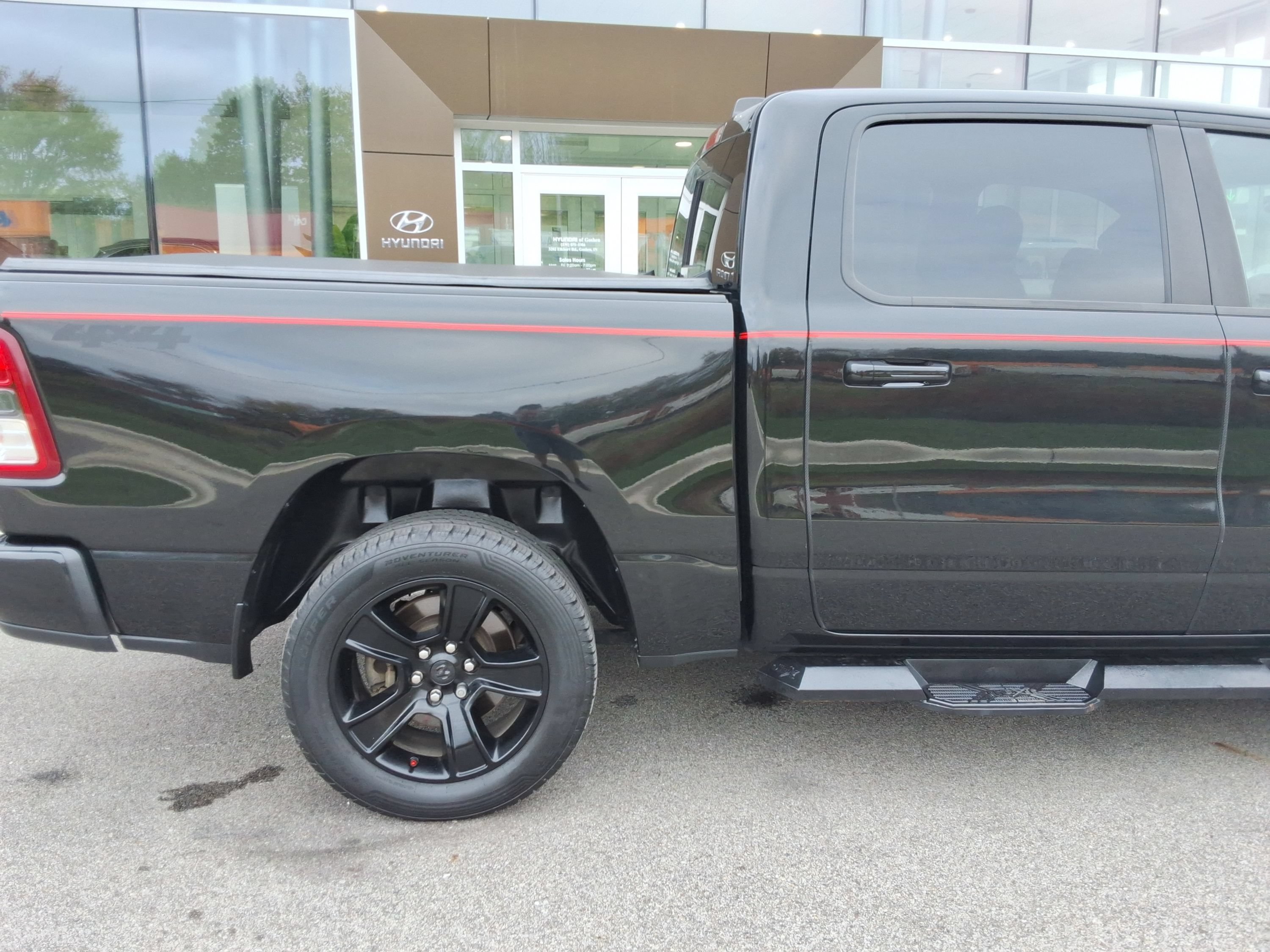 Used 2020 RAM 1500 Big Horn AWD/4WD image 14
