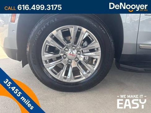 Used 2025 GMC Yukon Denali AWD/4WD image 10