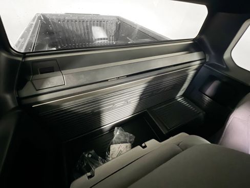 Used 2024 Toyota Tacoma SR w/ Towing Package image 27