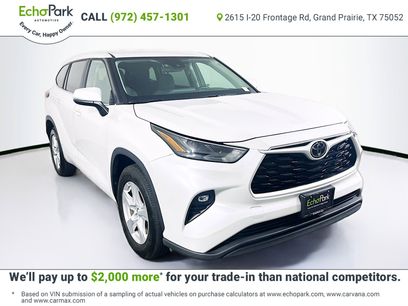 Used 2024 Toyota Highlander LE