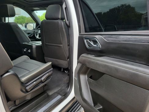 Certified 2023 GMC Yukon XL SLT AWD/4WD image 27