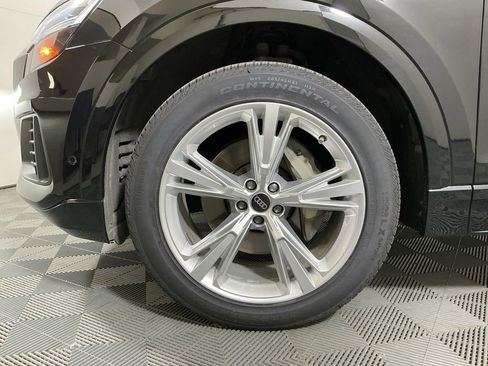 Used 2022 Audi Q8 Premium AWD/4WD image 35