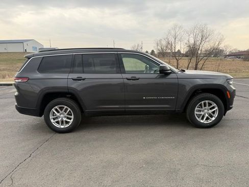 New 2026 Jeep Grand Cherokee L Laredo image 4