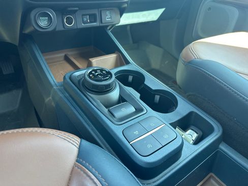 Used 2023 Ford Maverick Lariat w/ Lariat Luxury Package image 8