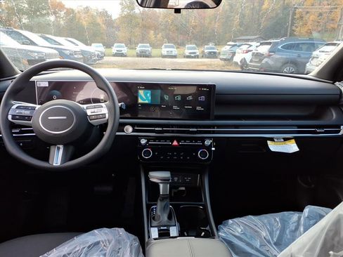 New 2026 Hyundai Santa Cruz SE AWD/4WD image 7