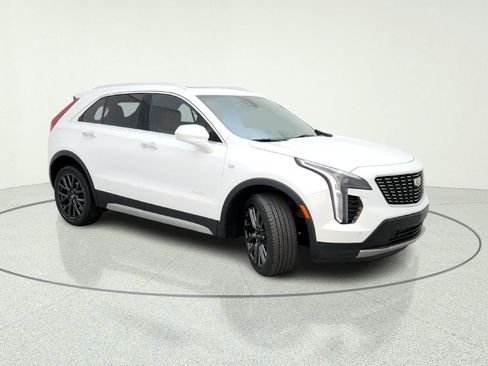 Used 2019 Cadillac XT4 Premium Luxury FWD image 5