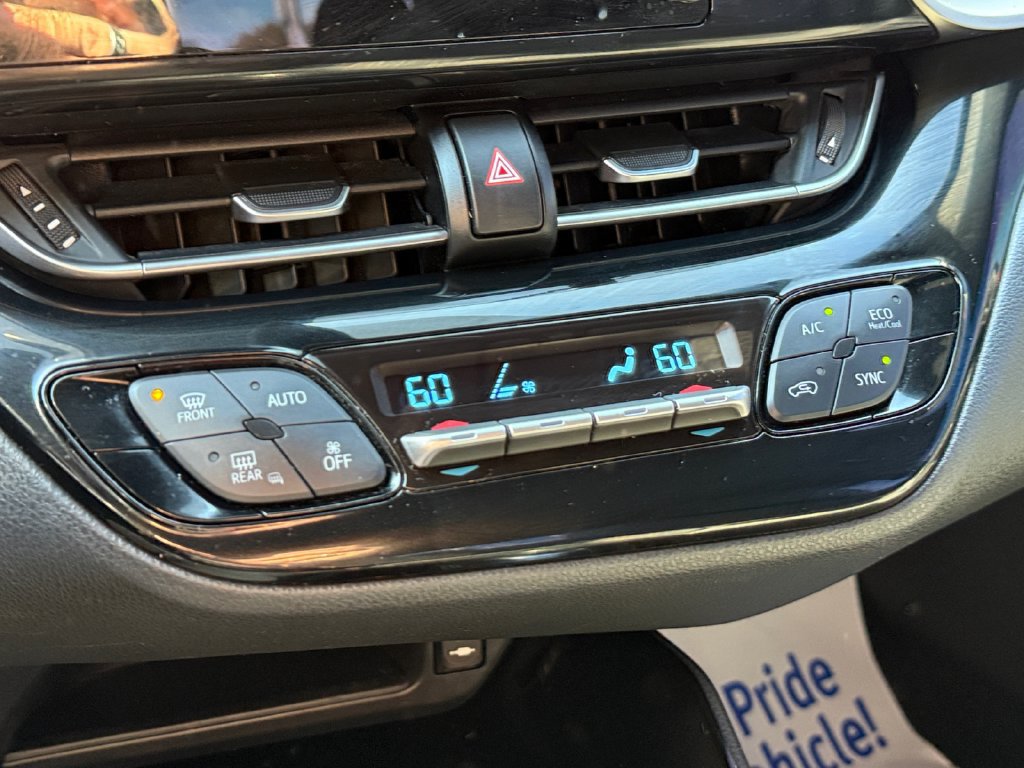 Used 2019 Toyota C-HR XLE FWD image 37
