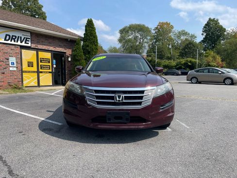 Used 2012 Honda Crosstour EX image 2