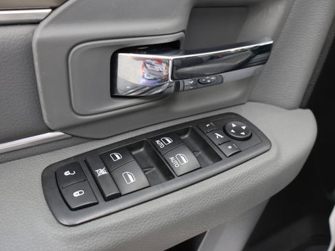Used 2018 RAM 2500 Big Horn AWD/4WD image 39