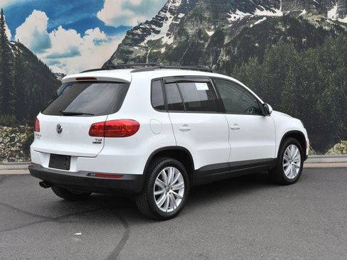 Used 2017 Volkswagen Tiguan S AWD/4WD image 3
