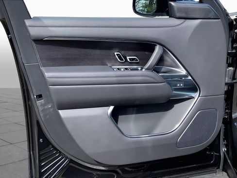 New 2026 Land Rover Range Rover SE AWD/4WD image 10