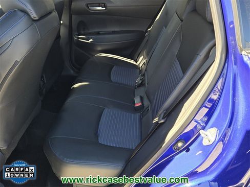 Used 2025 Toyota Corolla Cross AWD Hybrid w/ Convenience Package image 12