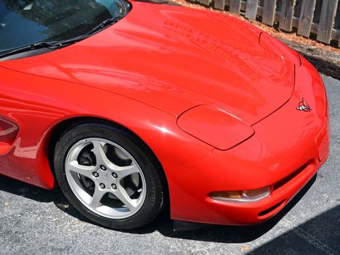 Used 2004 Chevrolet Corvette Coupe w/ Roof Package RWD image 35
