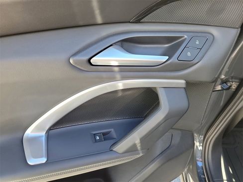 Certified 2025 Audi Q5 Premium w/ Convenience Package image 18