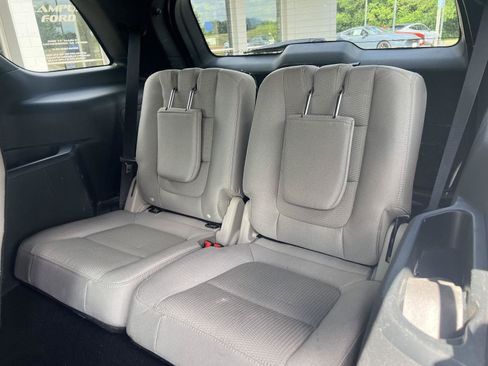 Used 2019 Ford Explorer XLT AWD/4WD image 8