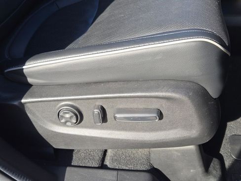 Used 2024 Honda Odyssey Elite image 7