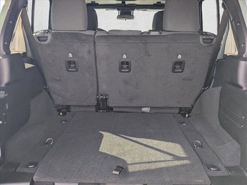 Used 2024 Jeep Wrangler Sport S image 17