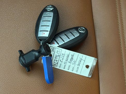 Used 2019 Nissan Rogue SL w/ Premium Package FWD image 25