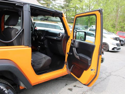 Used 2012 Jeep Wrangler Sport w/ Connectivity Group image 23