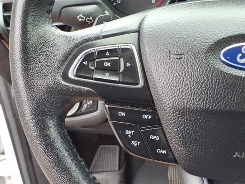 Used 2017 Ford Escape Titanium FWD image 20