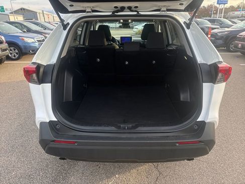 Used 2023 Toyota RAV4 LE image 7