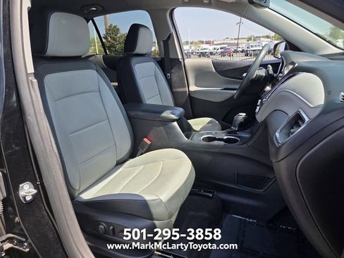 Used 2018 Chevrolet Equinox Premier FWD image 15