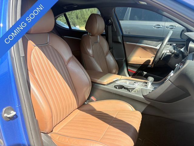 Used 2020 Genesis G70 3.3T w/ Elite Package RWD image 5