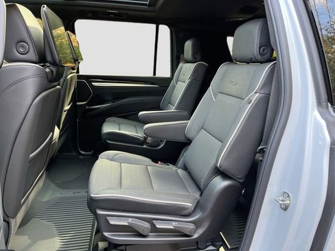 New 2026 Cadillac Escalade ESV Luxury w/ LPO, Radiant Package image 25