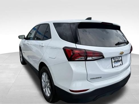 Used 2024 Chevrolet Equinox LS w/ LS Convenience Package FWD image 10