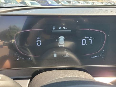 Used 2023 Kia Sportage EX FWD image 29