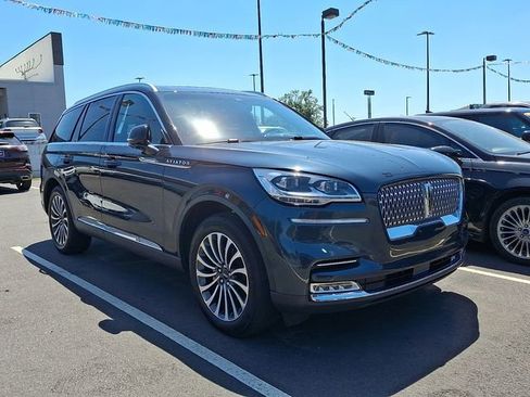 Used 2023 Lincoln Aviator Reserve w/ Equipment Group 201A AWD/4WD image 2