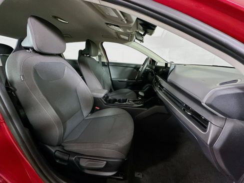 Used 2025 Kia K4 FWD image 30