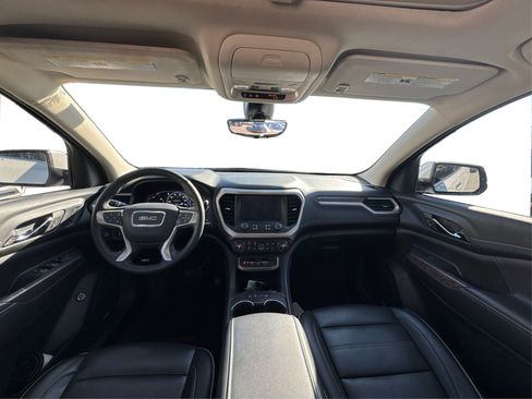 Used 2023 GMC Acadia Denali w/ Denali Technology Package image 27