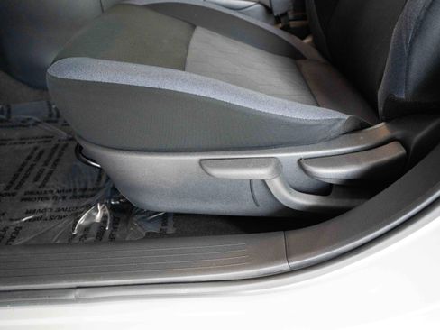 Used 2024 Nissan Versa SV w/ Trunk Package FWD image 12