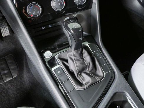 Certified 2023 Volkswagen Taos S FWD image 16