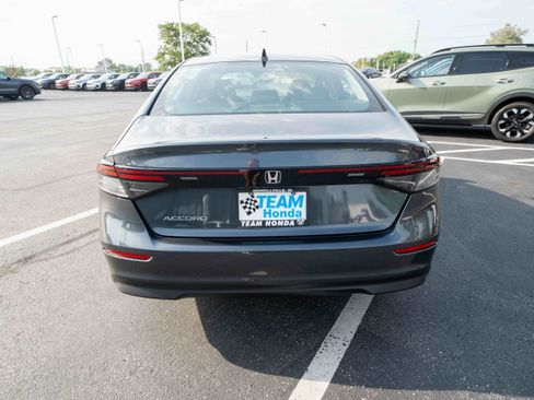 Used 2023 Honda Accord EX image 5