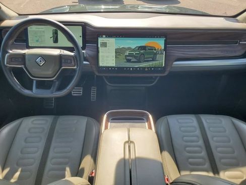 Used 2023 Rivian R1S Adventure AWD/4WD image 24