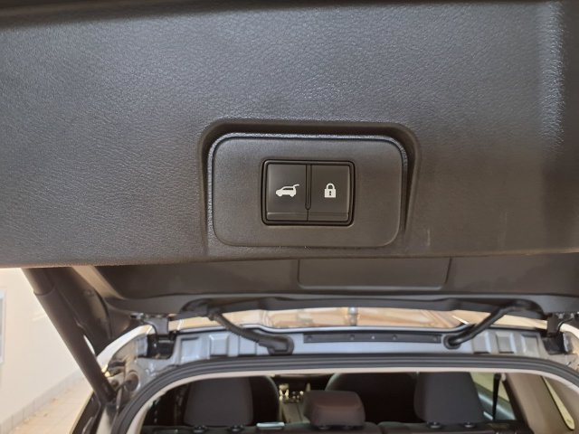 Used 2026 Nissan Rogue SV AWD/4WD image 24