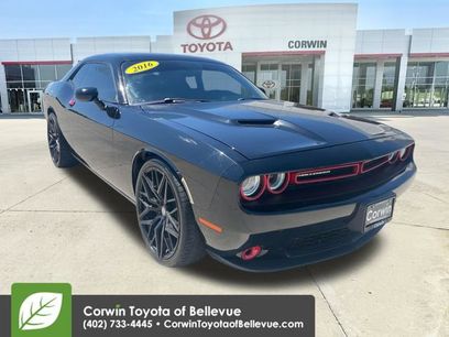 Used 2016 Dodge Challenger SXT w/ Driver Convenience Group