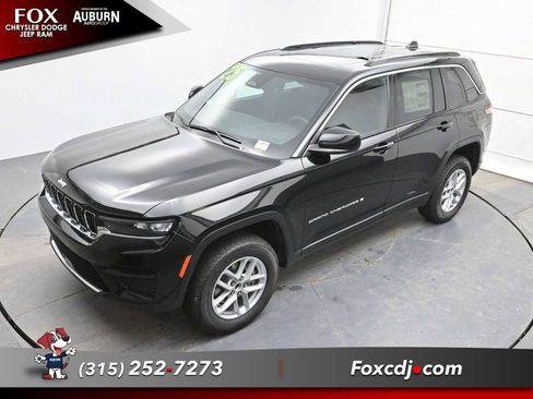 New 2025 Jeep Grand Cherokee Laredo X w/ Luxury Tech Group I image 24