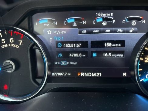 Used 2016 Ford F150 Platinum w/ Equipment Group 701A Luxury image 12