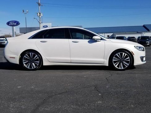 Used 2019 Lincoln MKZ Reserve image 4